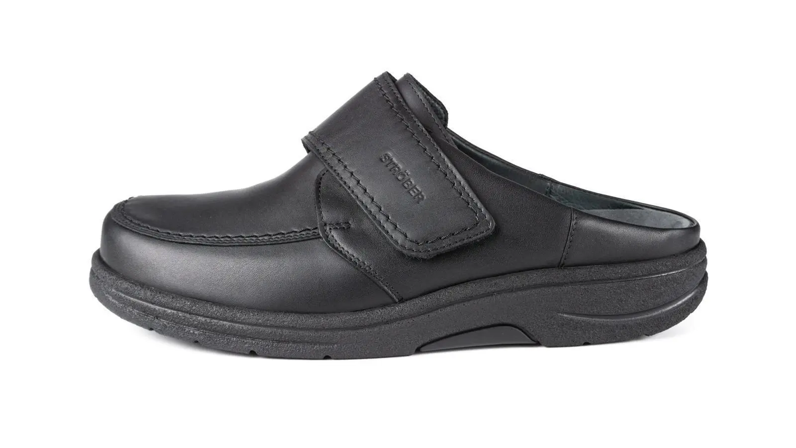 Der schwarze MOSES Schuh aus SportNappa in Weite K/M, seitlich auf einem weißen Hintergrund positioniert.