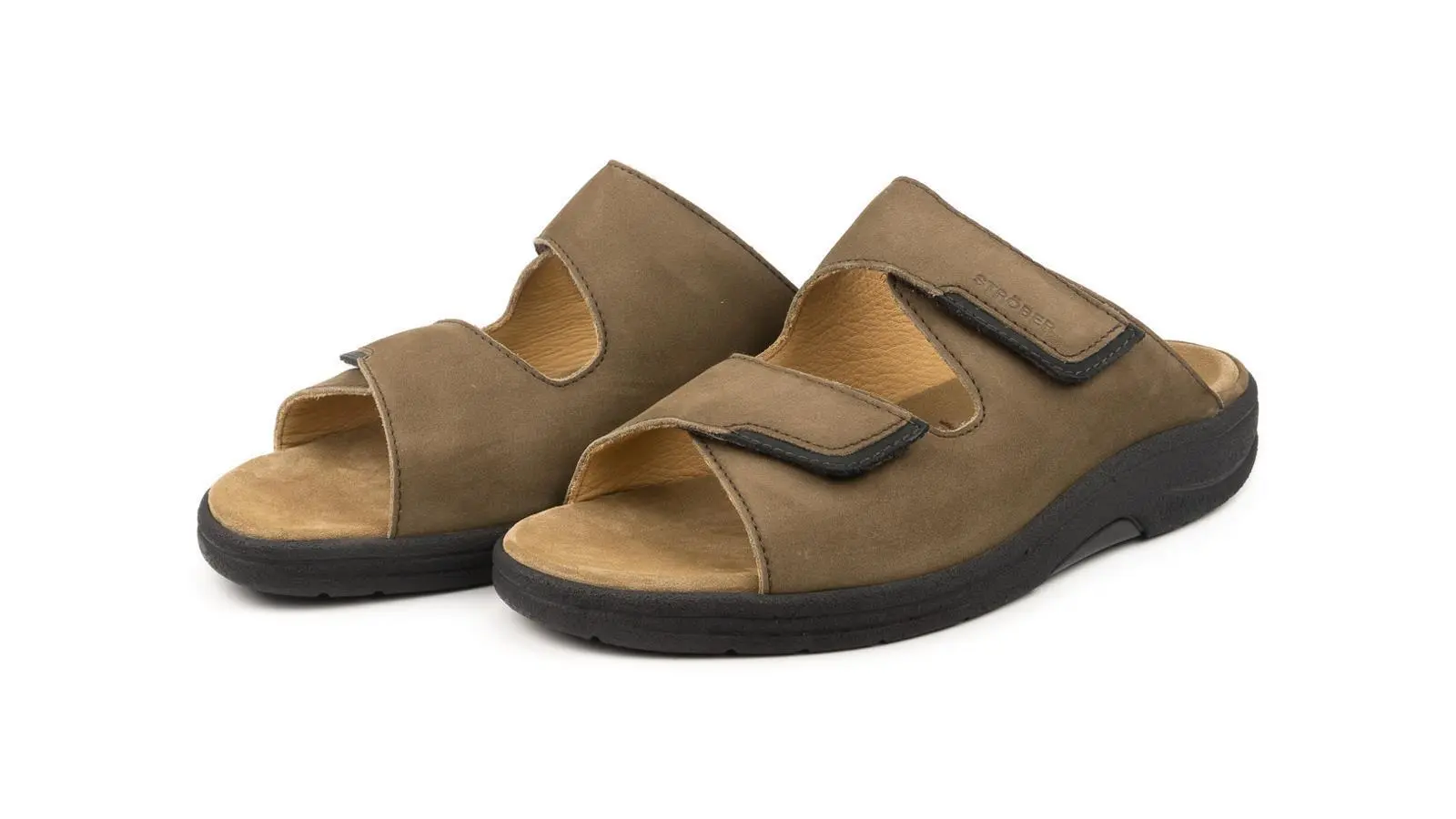 Der Schuh MORITZ aus Nubuk in torf, seitlich abgebildet, zeigt sein elegantes Design und die hochwertige Verarbeitung. Ideal für stilvolle Anlässe.